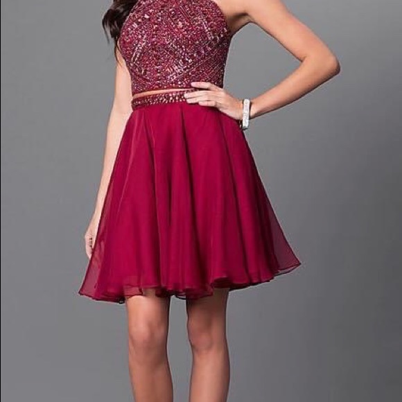 Formal Dress - Picture 6 of 7